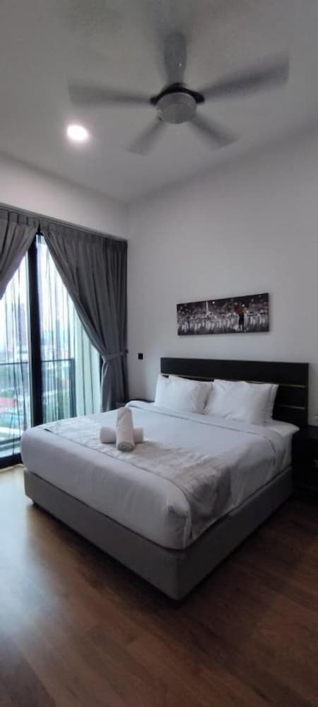 Family Apartment, 2 Bedrooms, City View