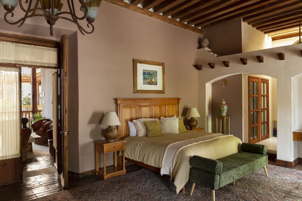 Superior Room, 1 King Bed, Balcony, City View