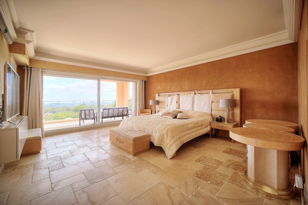 Honeymoon Double Room