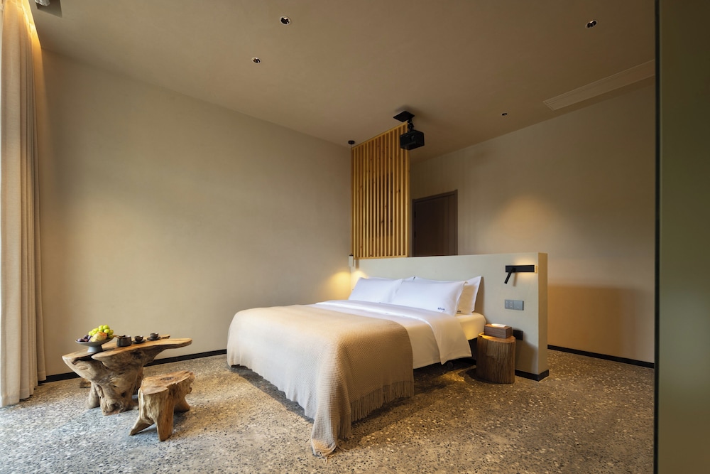 Classic Double Room, Courtyard View
