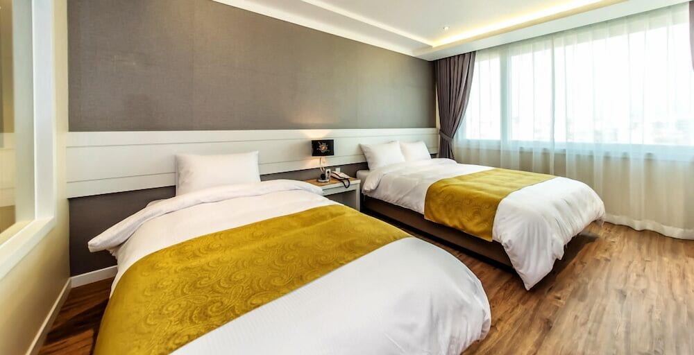 Superior Deluxe Twin Room - Photo 6