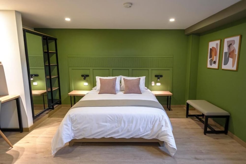 Double Room, Balcony, City View photo 3