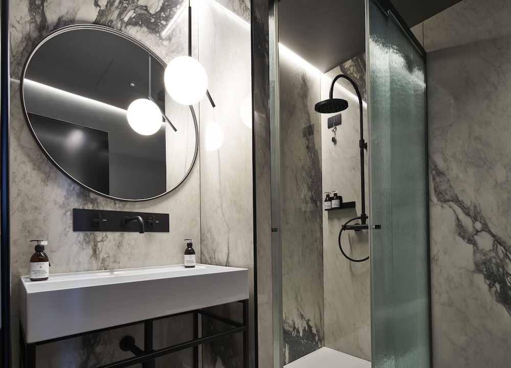 Classic Double Room - Photo 6