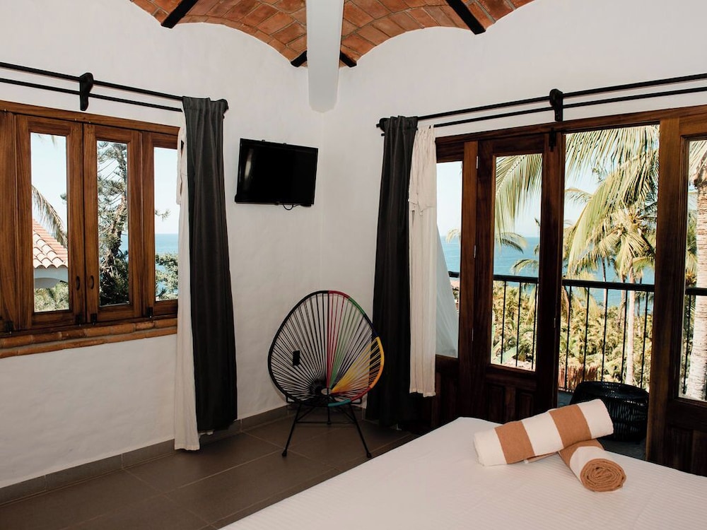 Superior Suite, Sea View (#3) - Photo 14
