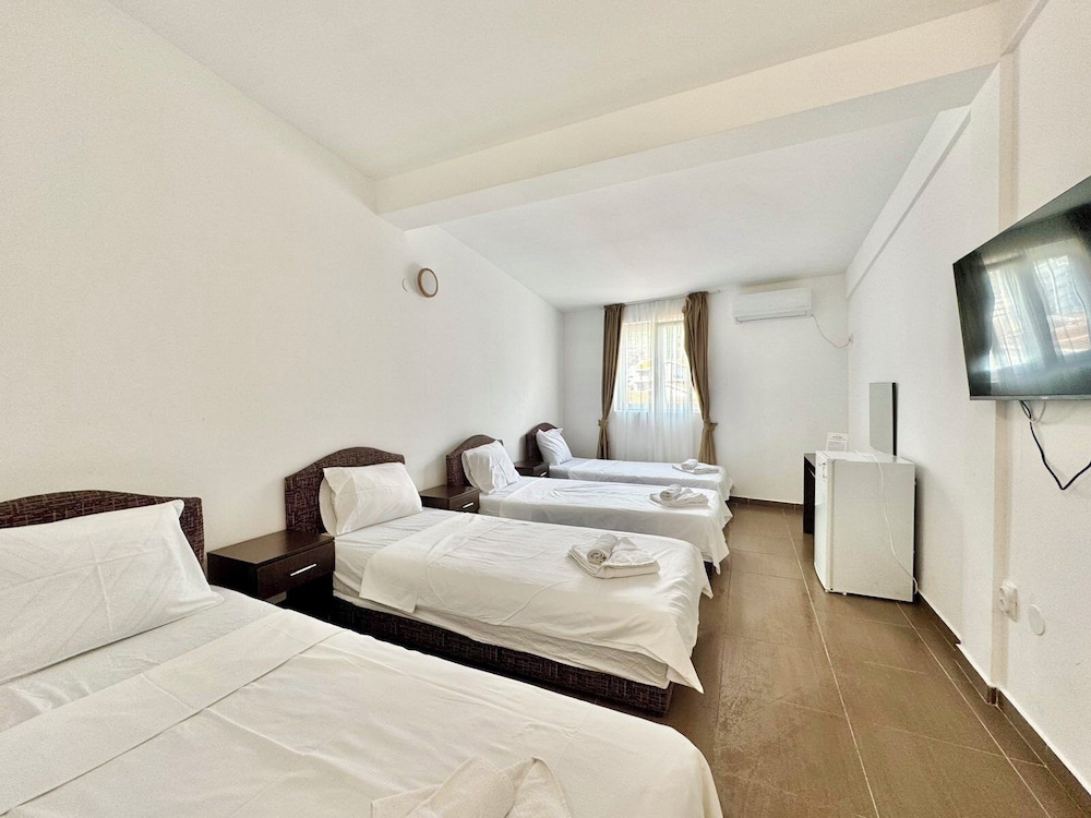 Basic Quadruple Room