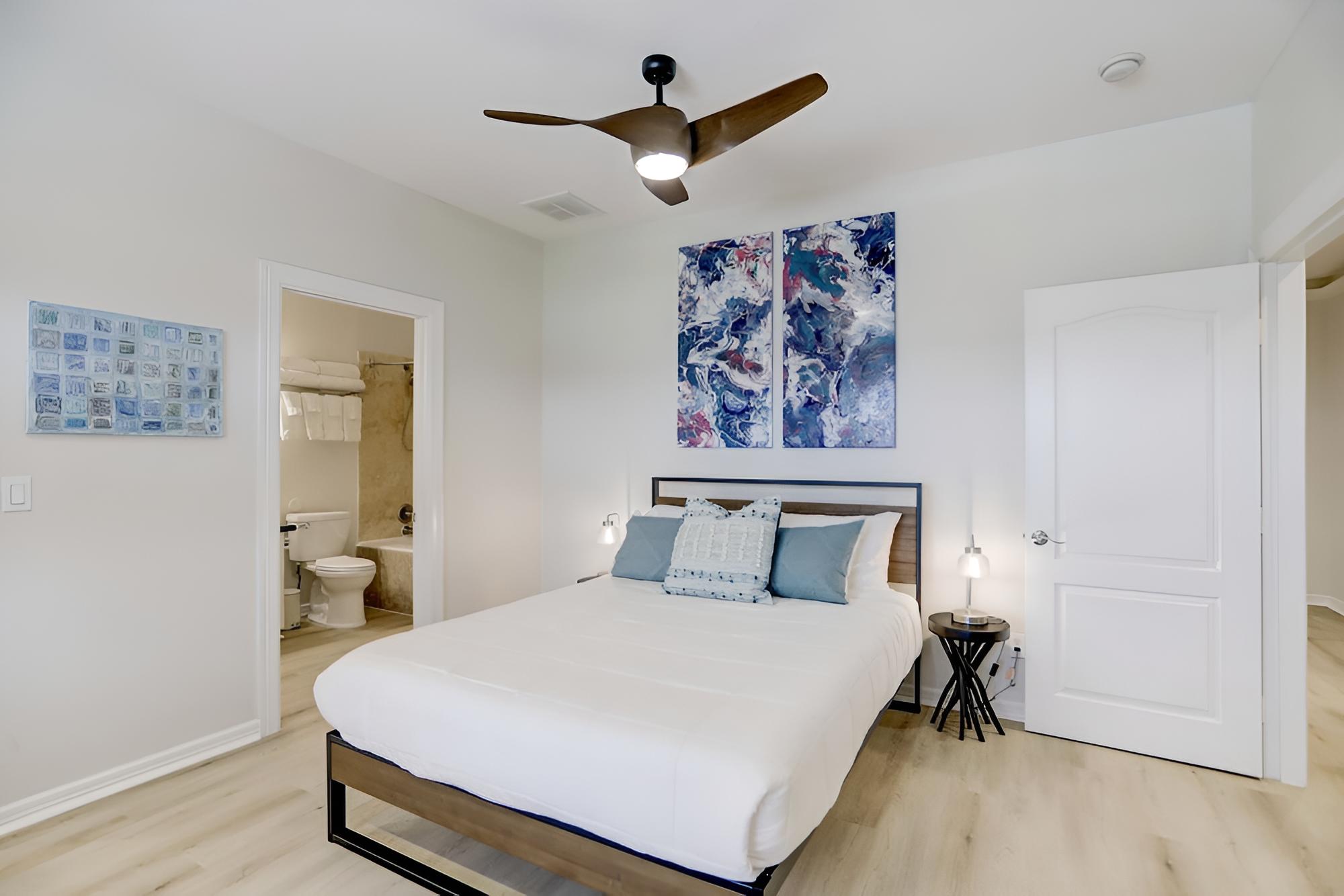 Condo photo 3