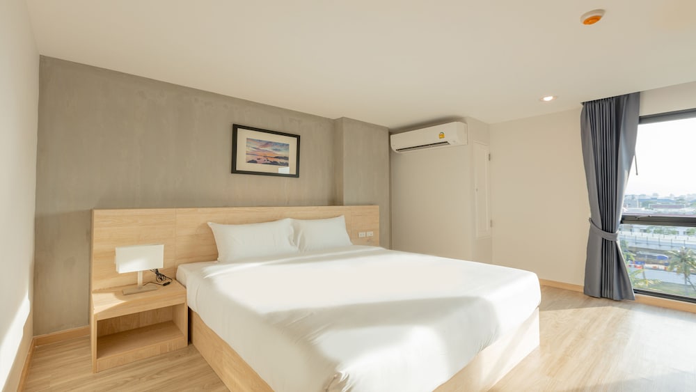Luxury Triple Room
