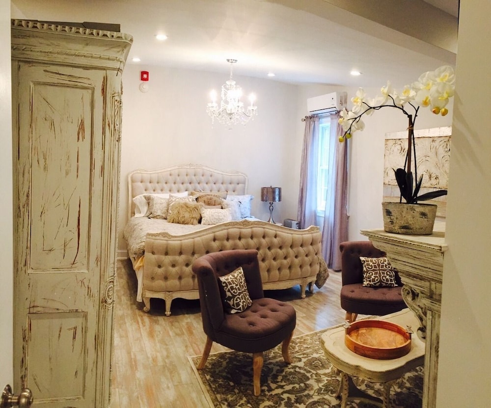 Luxury Cottage, 1 King Bed