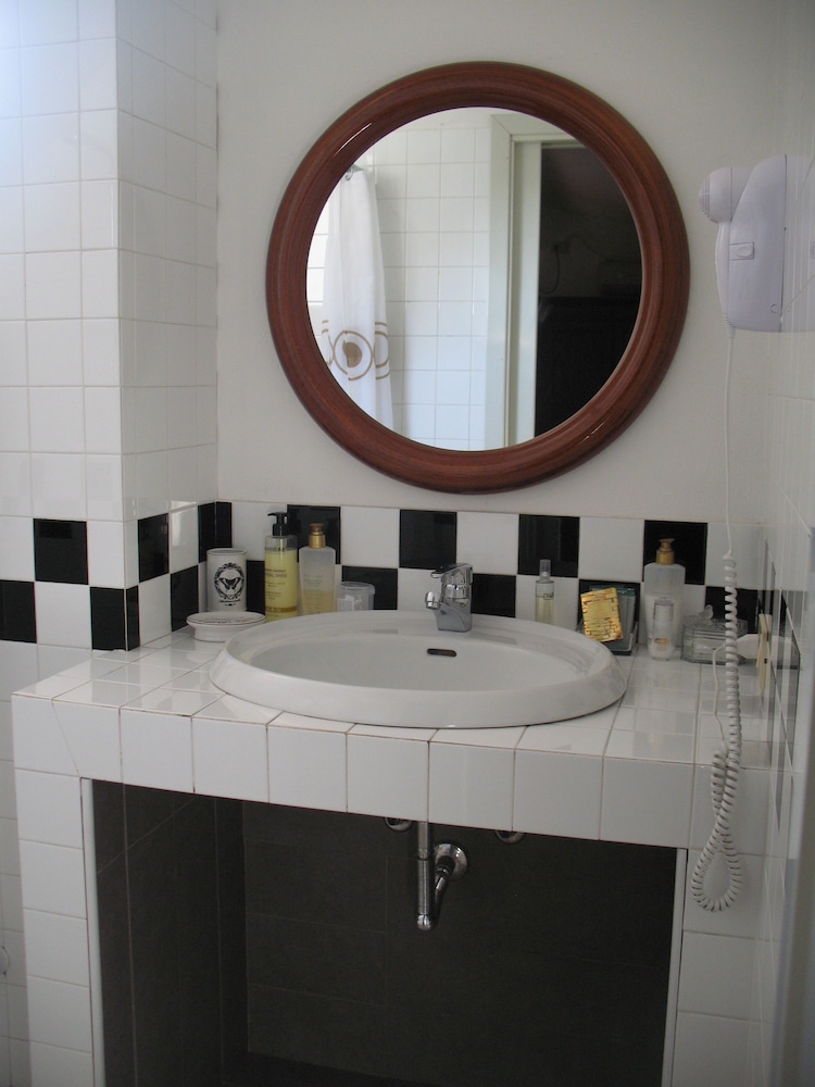 Room, 2 Twin Beds, Ensuite, Garden Area photo 2