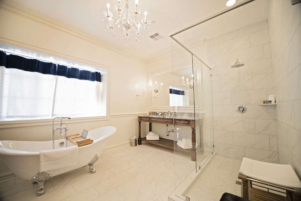 Presidential Room, Non Smoking, Private Bathroom (2nd Floor) photo 2