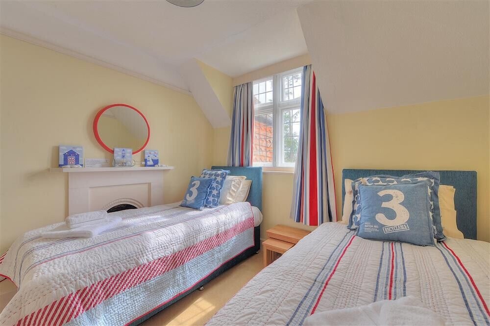 Cottage photo 2