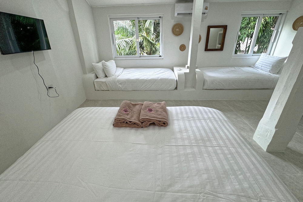 Standard Quadruple Room photo 3