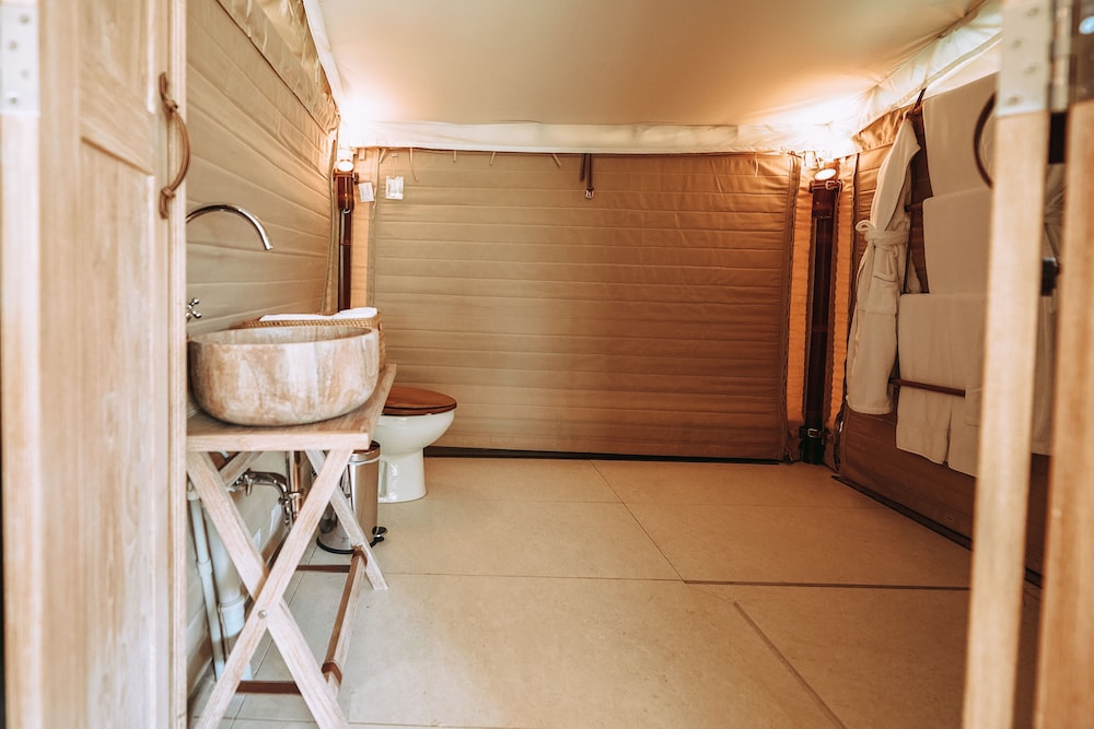 Tent - Photo 3