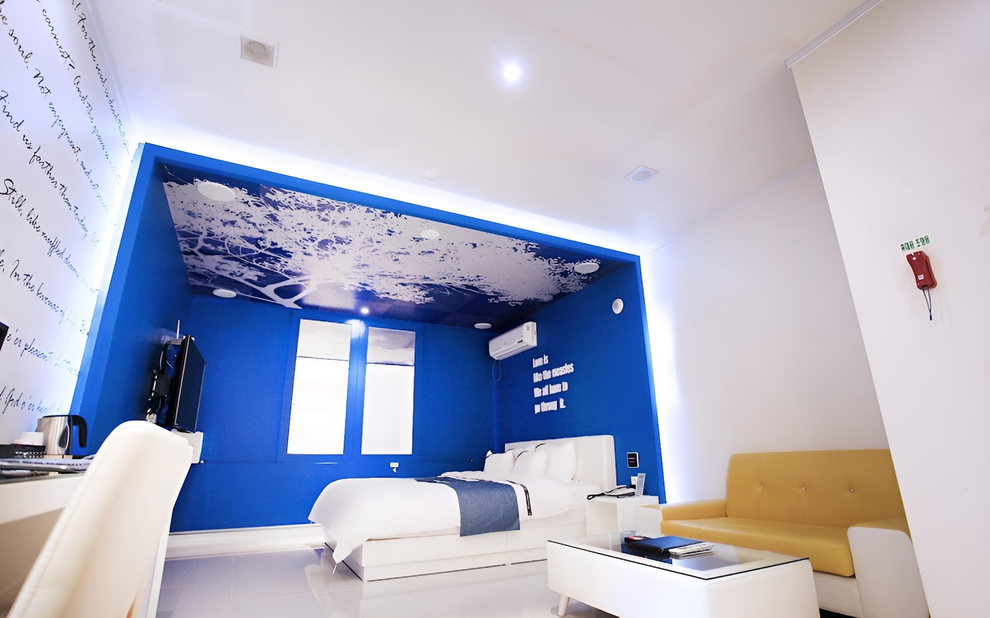 Room (Standard double (11 pyeong/bathtub/ga) - Photo 4