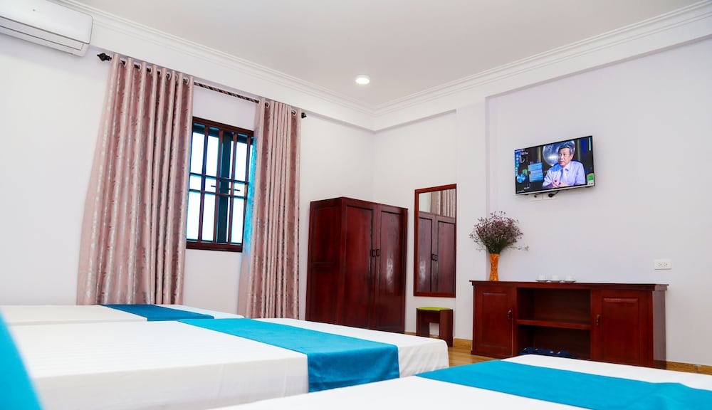 Large Triple Room