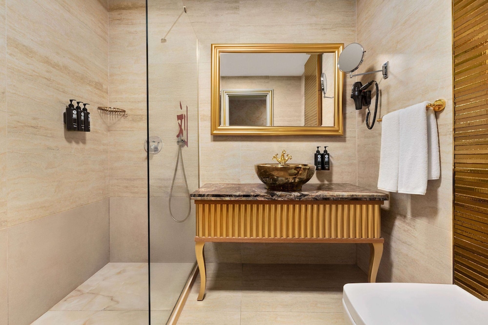 Premium Turkish Bath Suite photo 2