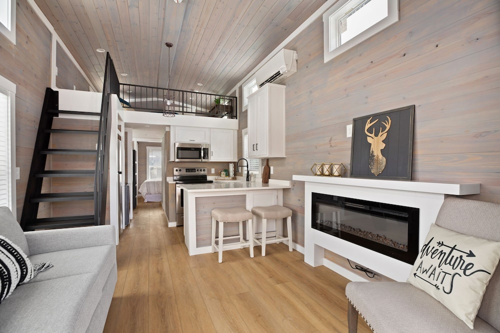Cabin photo 2