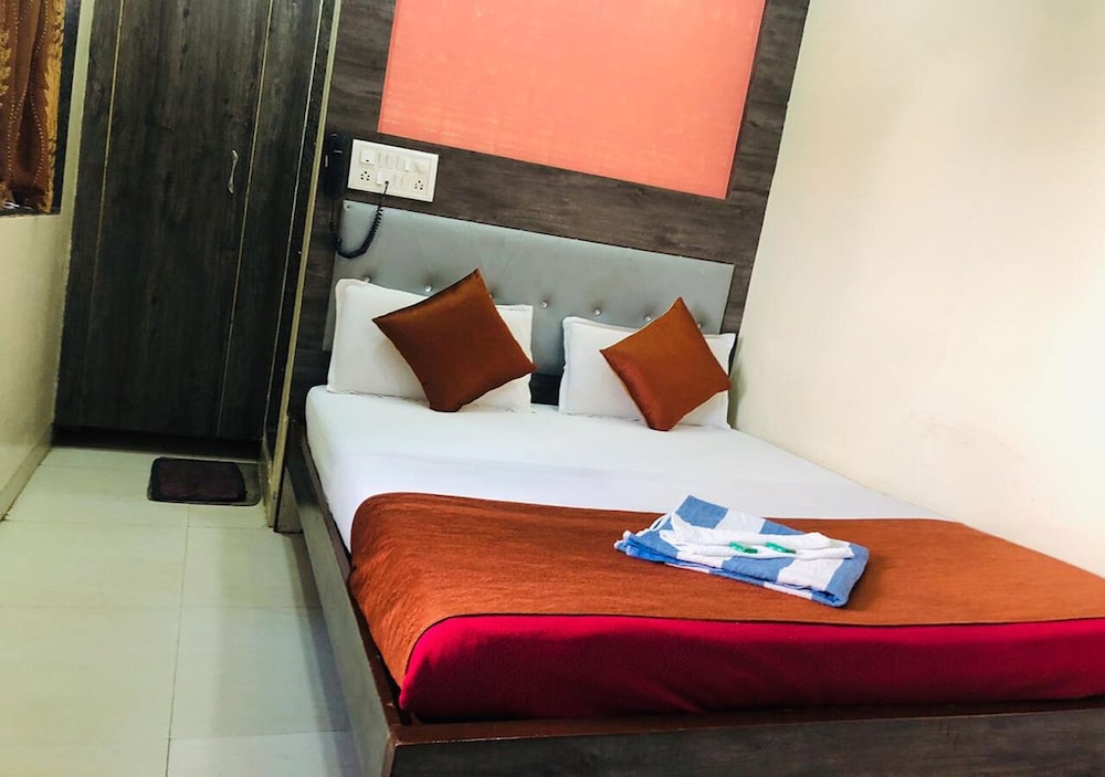 Deluxe Double Room, Shared Bathroom