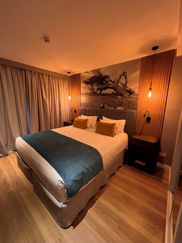 Available room