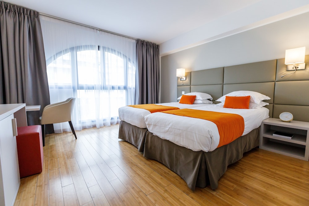 Classic Double or Twin Room - Photo 3