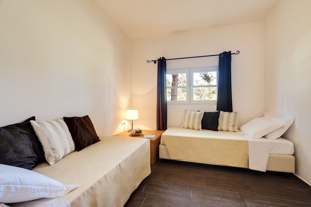 Family Bungalow, Sea View