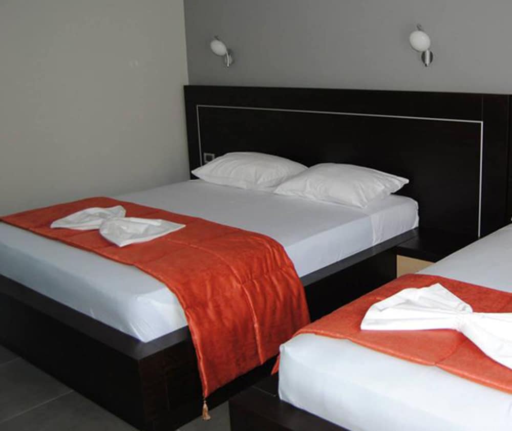 Triple Room, Balcony photo 1