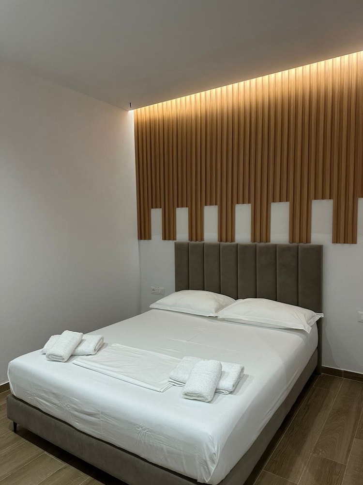 Double Room with Shared Balcony