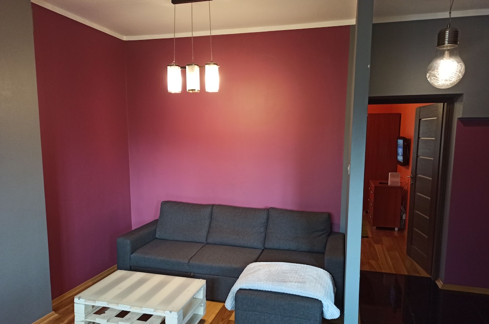 Basic Apartment photo 2
