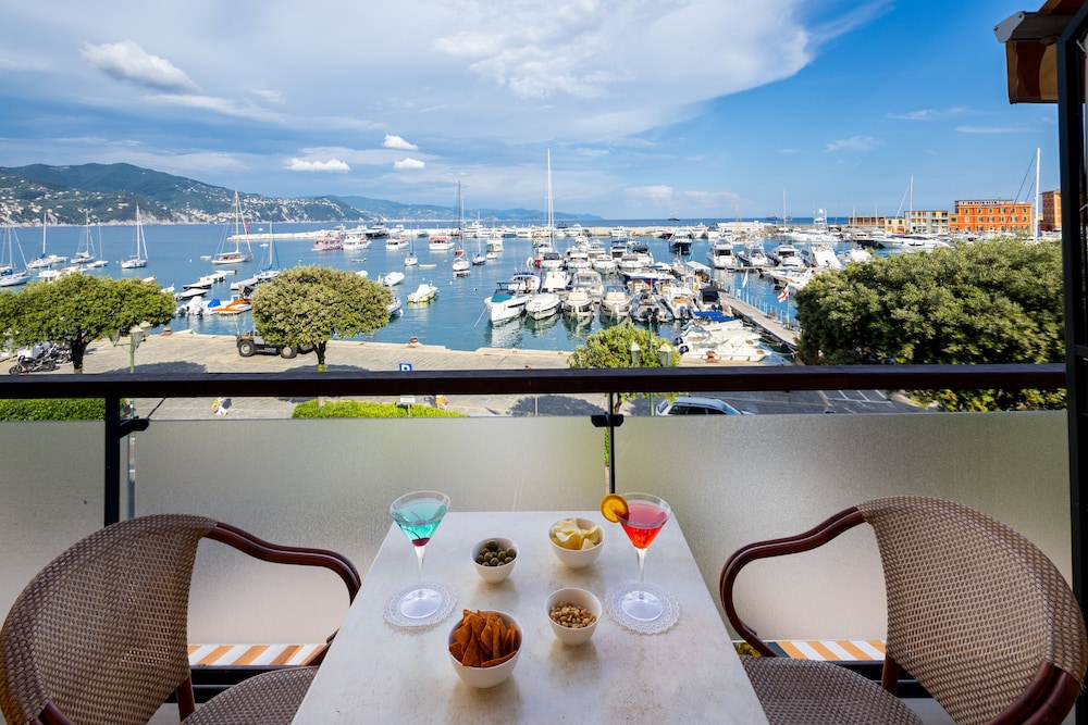 Triple Room, 1 Bedroom, Terrace, Sea View - Photo 8