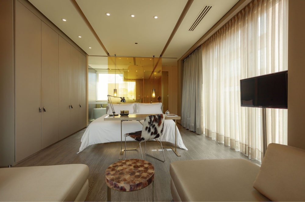 Business Room - Photo 1