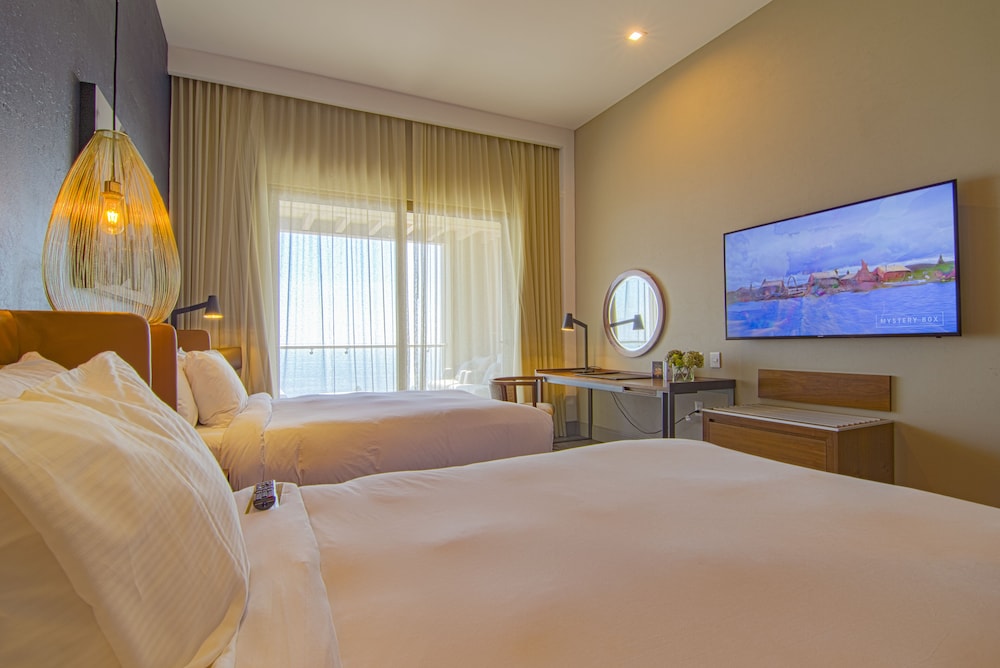 Premium Ocean 2 Double Beds photo 3