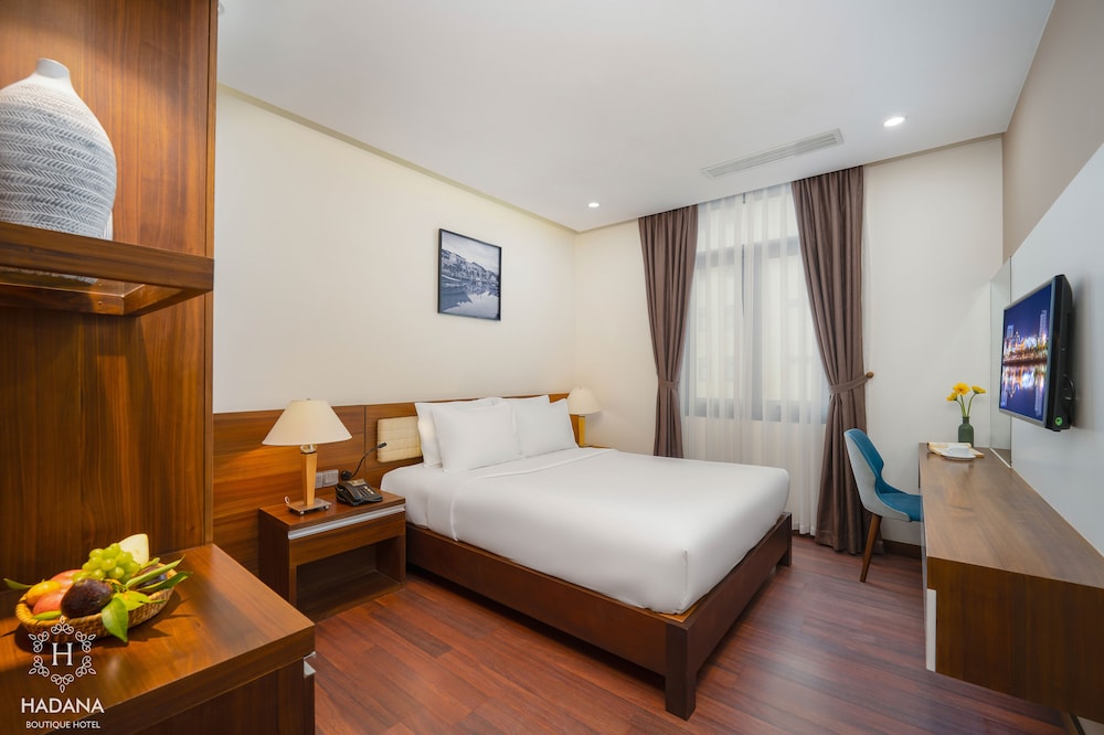 Superior Double Room, 1 Queen Bed, City View photo 3
