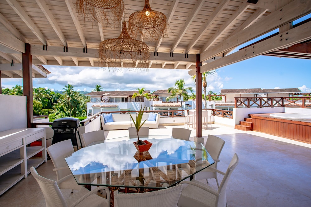 Exclusive Apartment, 3 Bedrooms, Terrace - Photo 17