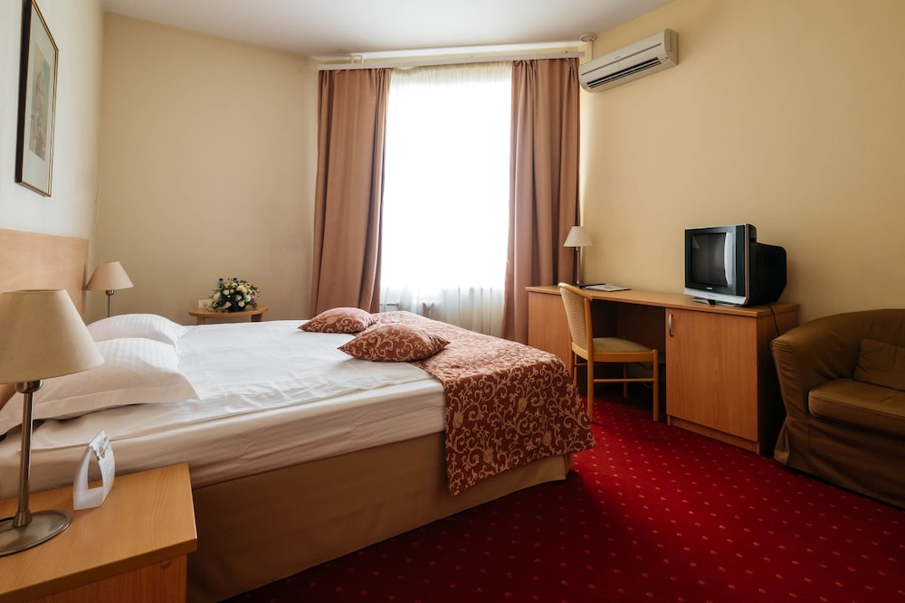 Superior Double Room photo 1