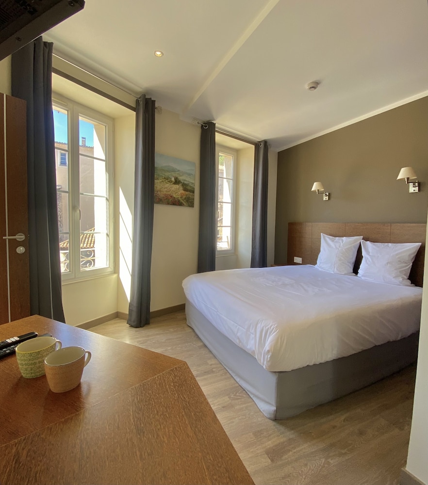 Classic Room - Photo 1