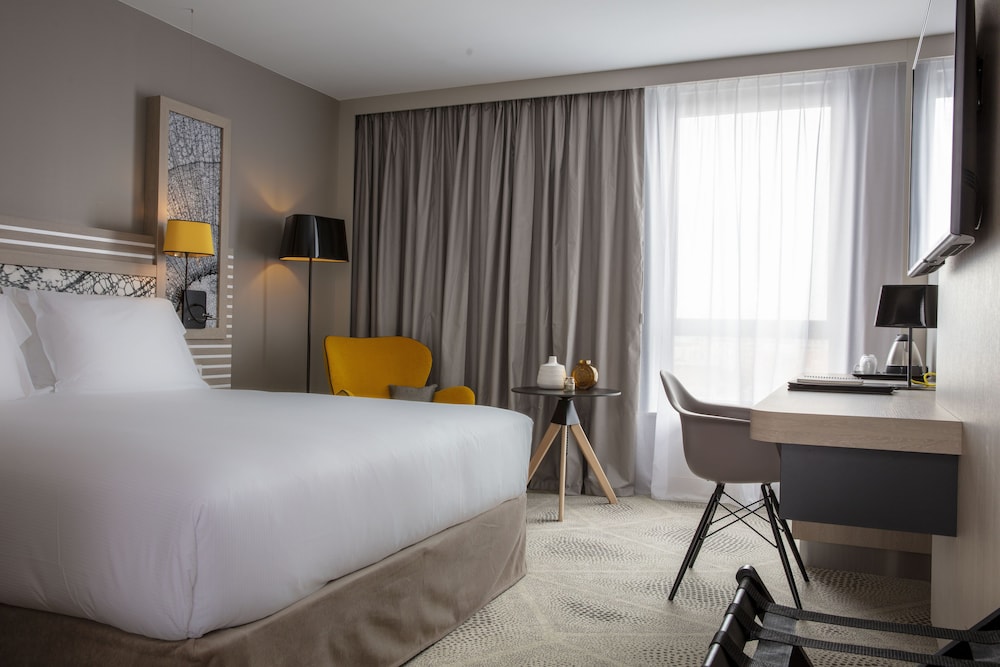 Deluxe Room, 1 King Bed