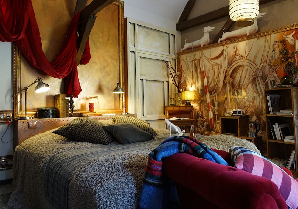 Suite (Voltige) photo 1