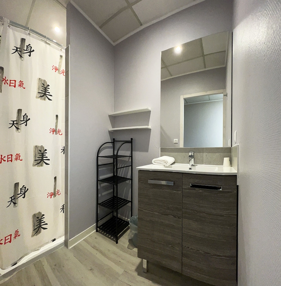 Family Room photo 2