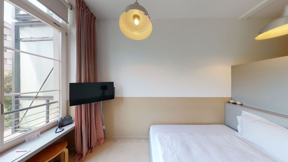 Economy Single Room