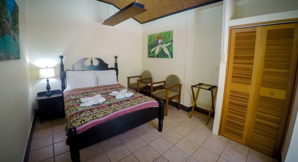 Economy Room photo 3