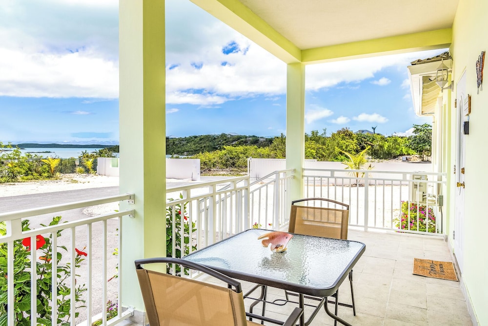 Apartment, 1 Bedroom, Balcony, Lagoon View photo 1