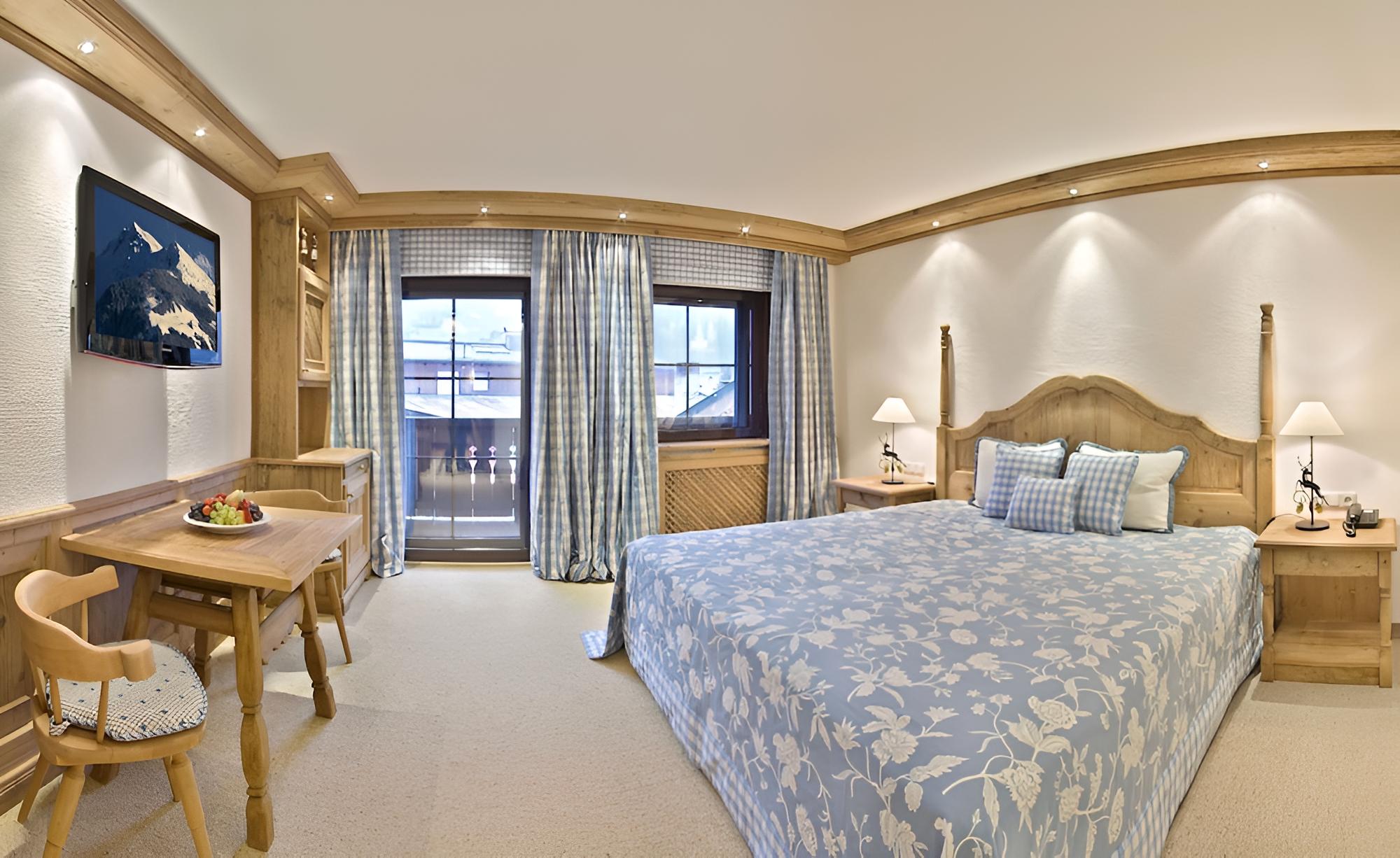 Superior Double Room Single Use photo 3