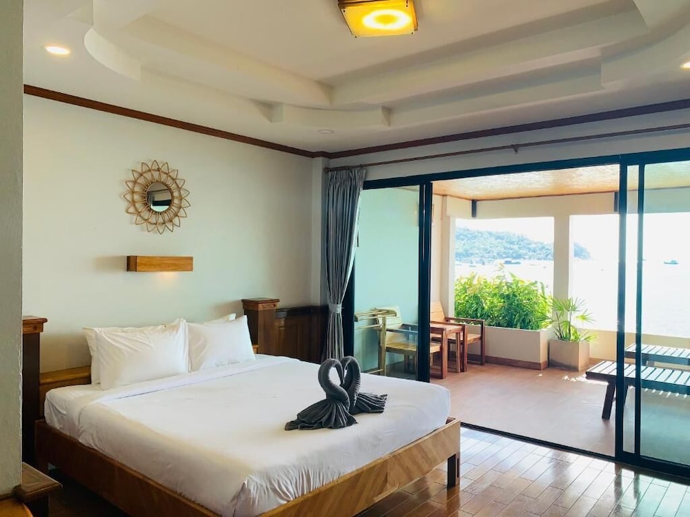 Sea Front with Balcony A12 - A15