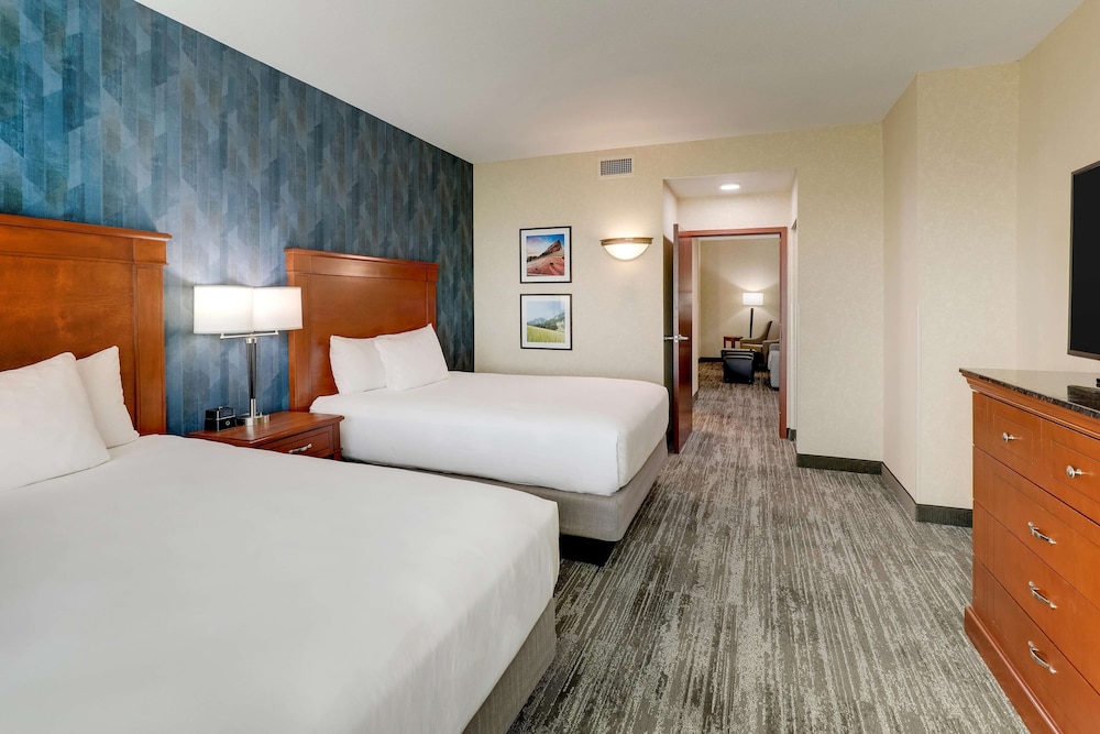 Suite, 2 Queen Beds, Refrigerator & Microwave (Sofabed, 2 Rooms, Hearing, Tub)