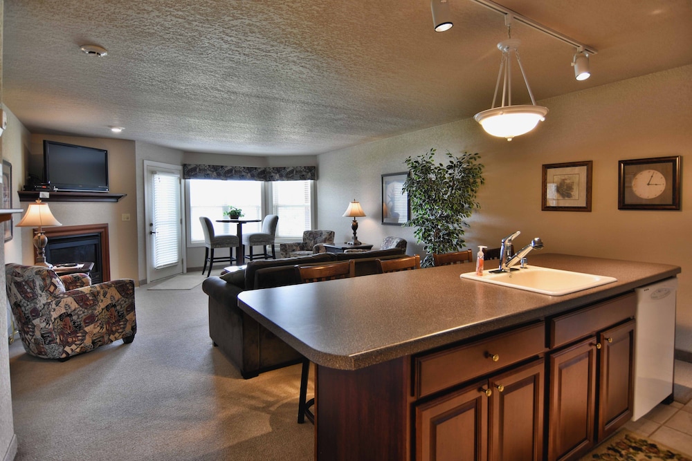 Condo, 1 Bedroom photo 1