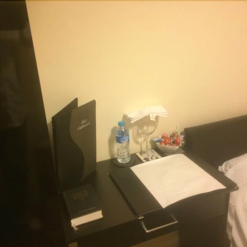 Business Single Room, 1 Bedroom, Garden View (A)