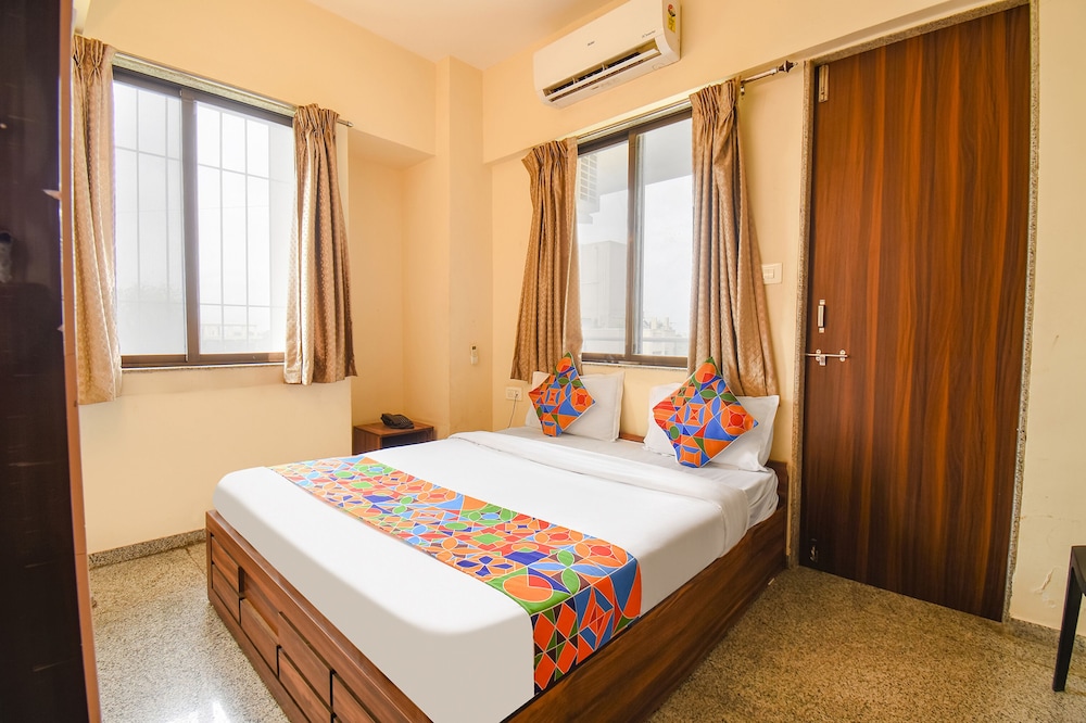 Suite, 1 King Bed