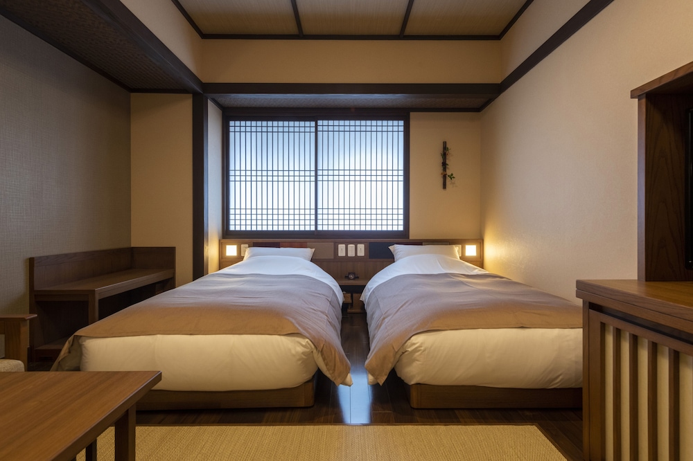 Shikishimakan, Twin Room with Shower - Photo 1