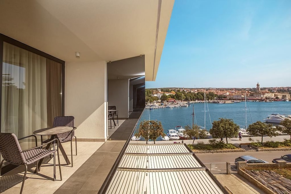 Superior Double Room, Sea View photo 2
