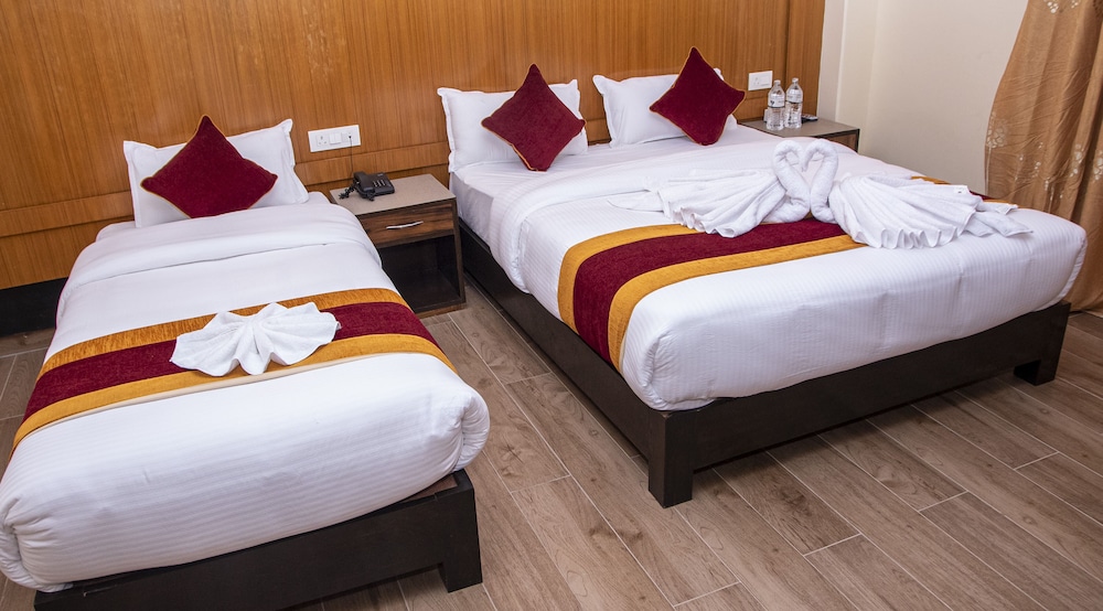 Deluxe Double or Twin Room